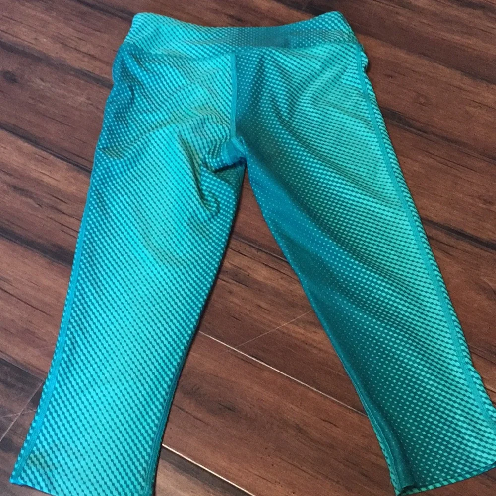 The north face green Capri leggings size‎ xs